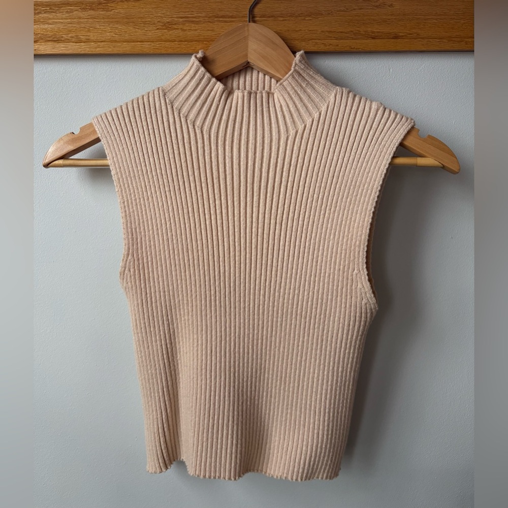 Ribbed Mock Neck Sleeveless Top